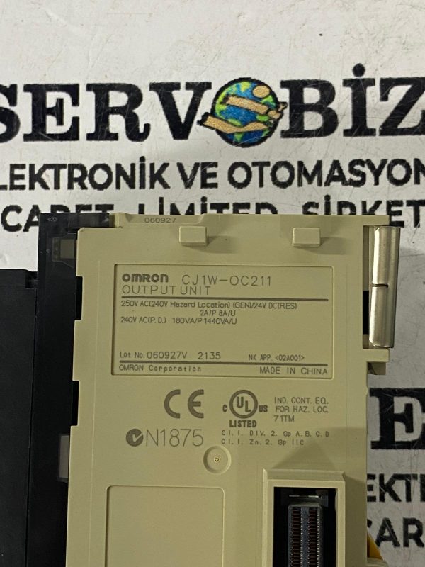 OMRON CJ1W-OC211