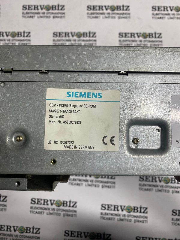 SIEMENS 6AV7671-8AA00-3AK0