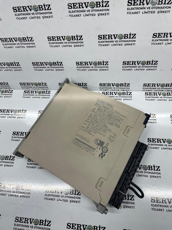 YASKAWA SGD7S-2R8A10A002
