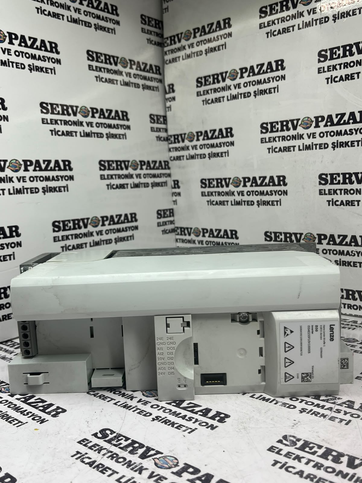 WhatsApp Image 2026-08-07 at 12.12.47-2 Lenze i550 (I55AE255F10V10000S) 5.5 kW / 7.5 HP 3-Faz 400V VFD Hız Kontrol Cihazı (Sürücü)